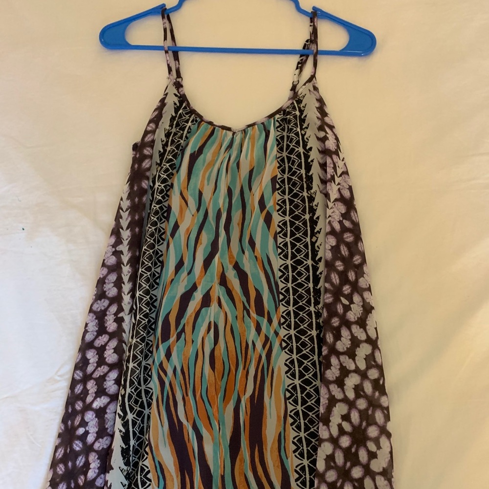 Express vibrant dress